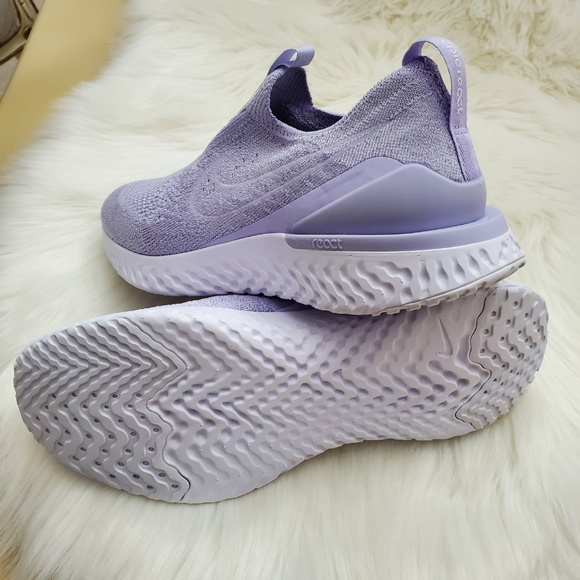 nike epic react phantom